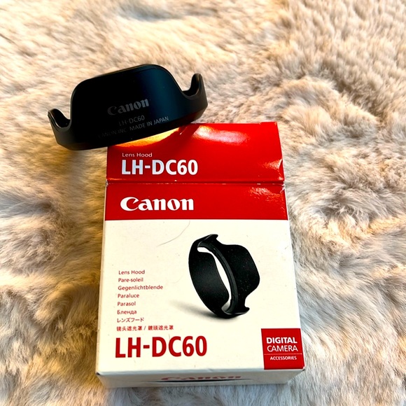 Canon LH-DC60 Lens Hood - Picture 1 of 5